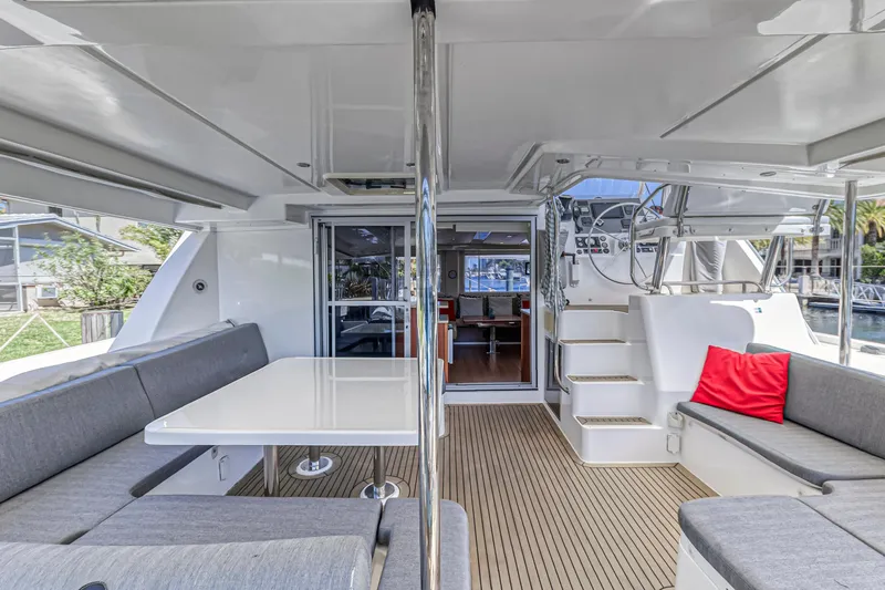 Southern Passage Yacht Photos Pics 