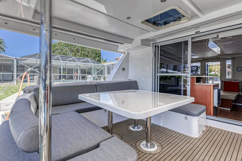 Southern Passage Yacht Photos Pics 