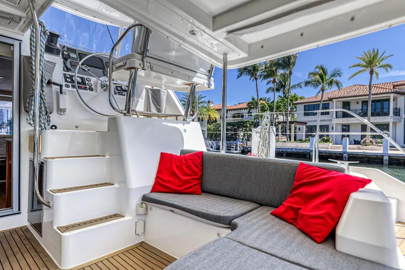 Southern Passage Yacht Photos Pics 