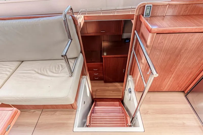 Southern Passage Yacht Photos Pics 