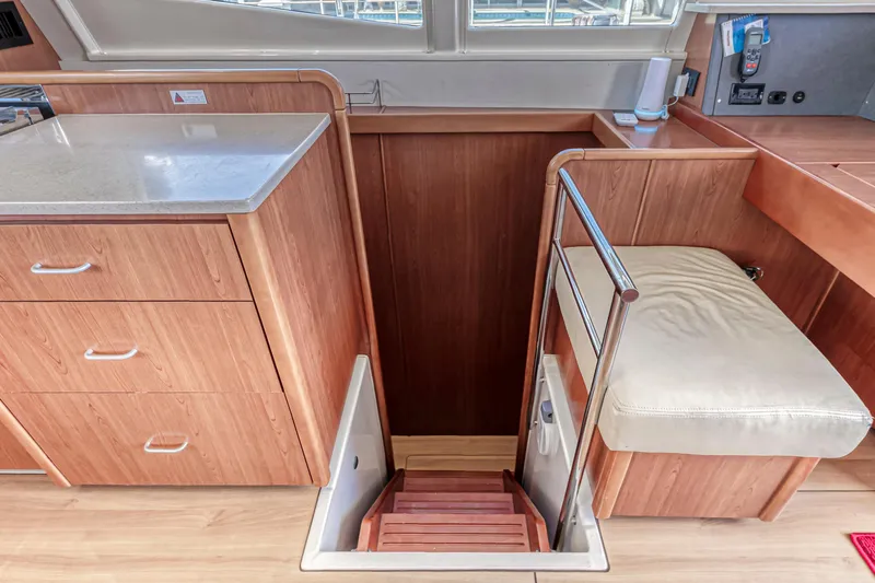 Southern Passage Yacht Photos Pics 