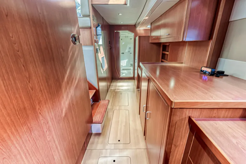 Southern Passage Yacht Photos Pics 