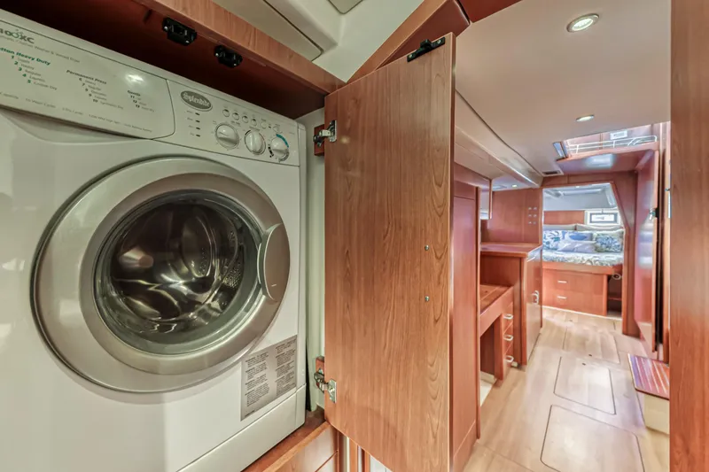 Southern Passage Yacht Photos Pics 