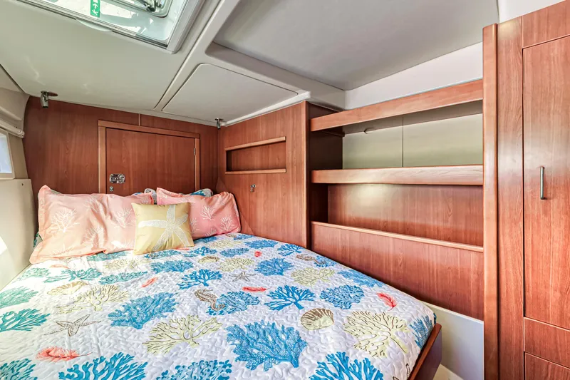 Southern Passage Yacht Photos Pics 