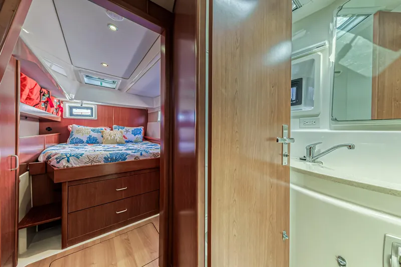 Southern Passage Yacht Photos Pics 