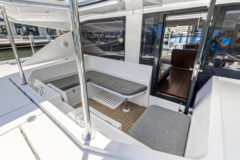 Southern Passage Yacht Photos Pics 