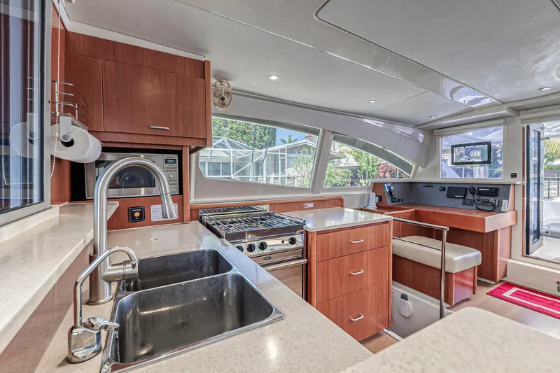 Southern Passage Yacht Photos Pics 