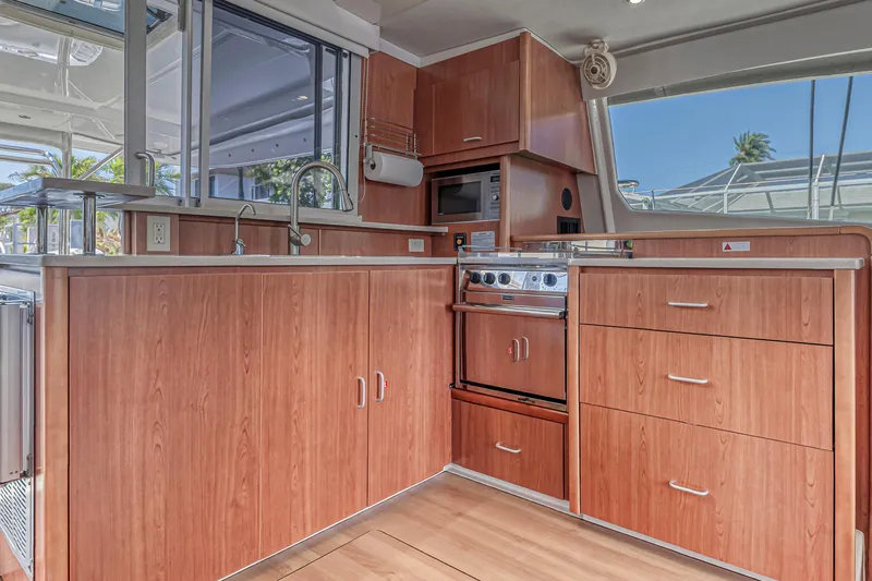 Southern Passage Yacht Photos Pics 