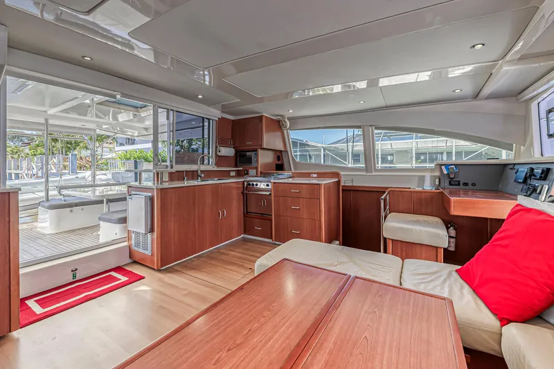 Southern Passage Yacht Photos Pics 