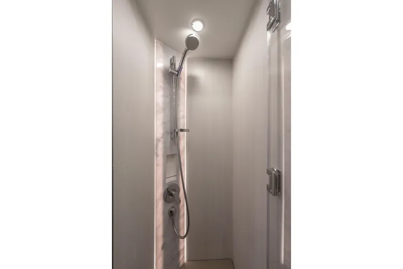  Yacht Photos Pics Modern shower in 2023 Fairline Targa 50 yacht, featuring sleek design and chrome fixtures.