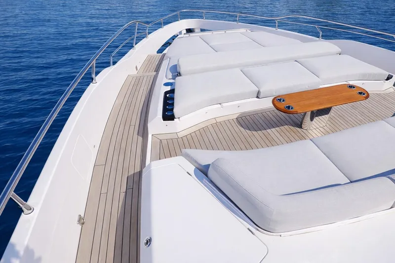 Sea Star Yacht Photos Pics Azimut Grande 26M 2025 - Bow Lounge