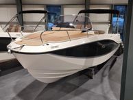 2022 Quicksilver 755 sundeck