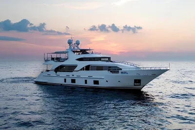 2013 Benetti Delfino 93