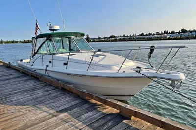 1998 Pursuit 3000 Express