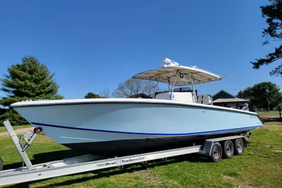 Venture 34 Center Console