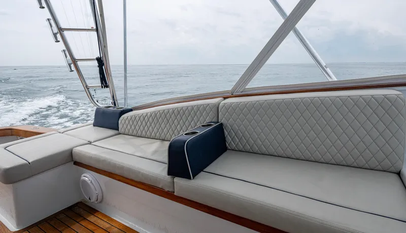  Yacht Photos Pics Luxurious seating on 2005 Gamefisherman 45 Express boat with ocean view.