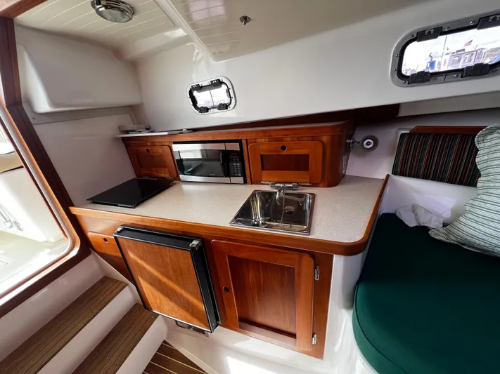 Radar Yacht Photos Pics 