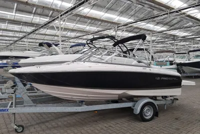 2015 Regal 1900 ES Bowrider