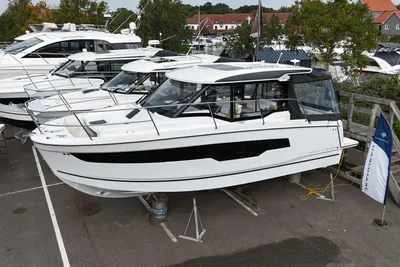 2025 Jeanneau MERRY FISHER 895 S2