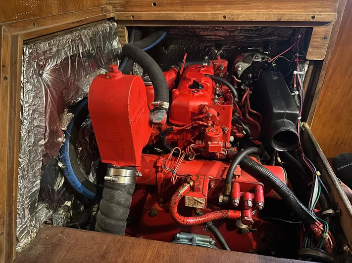 Rosy Bain Yacht Photos Pics 