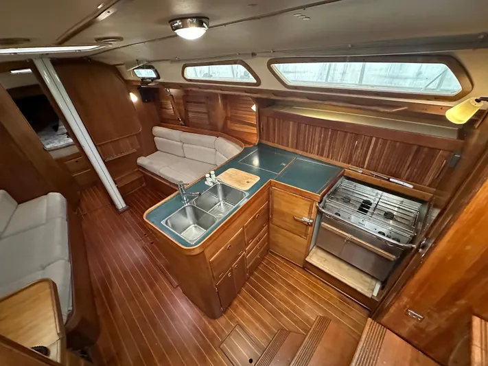 Rosy Bain Yacht Photos Pics 