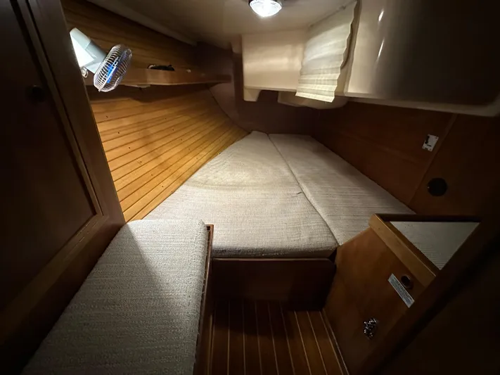 Rosy Bain Yacht Photos Pics 