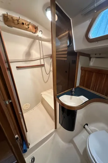 Rosy Bain Yacht Photos Pics 