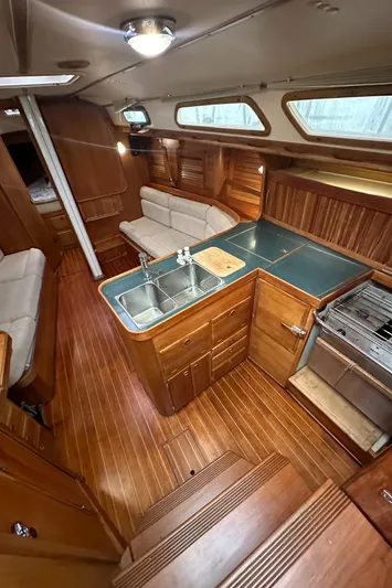 Rosy Bain Yacht Photos Pics 