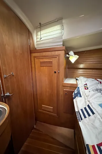 Rosy Bain Yacht Photos Pics 