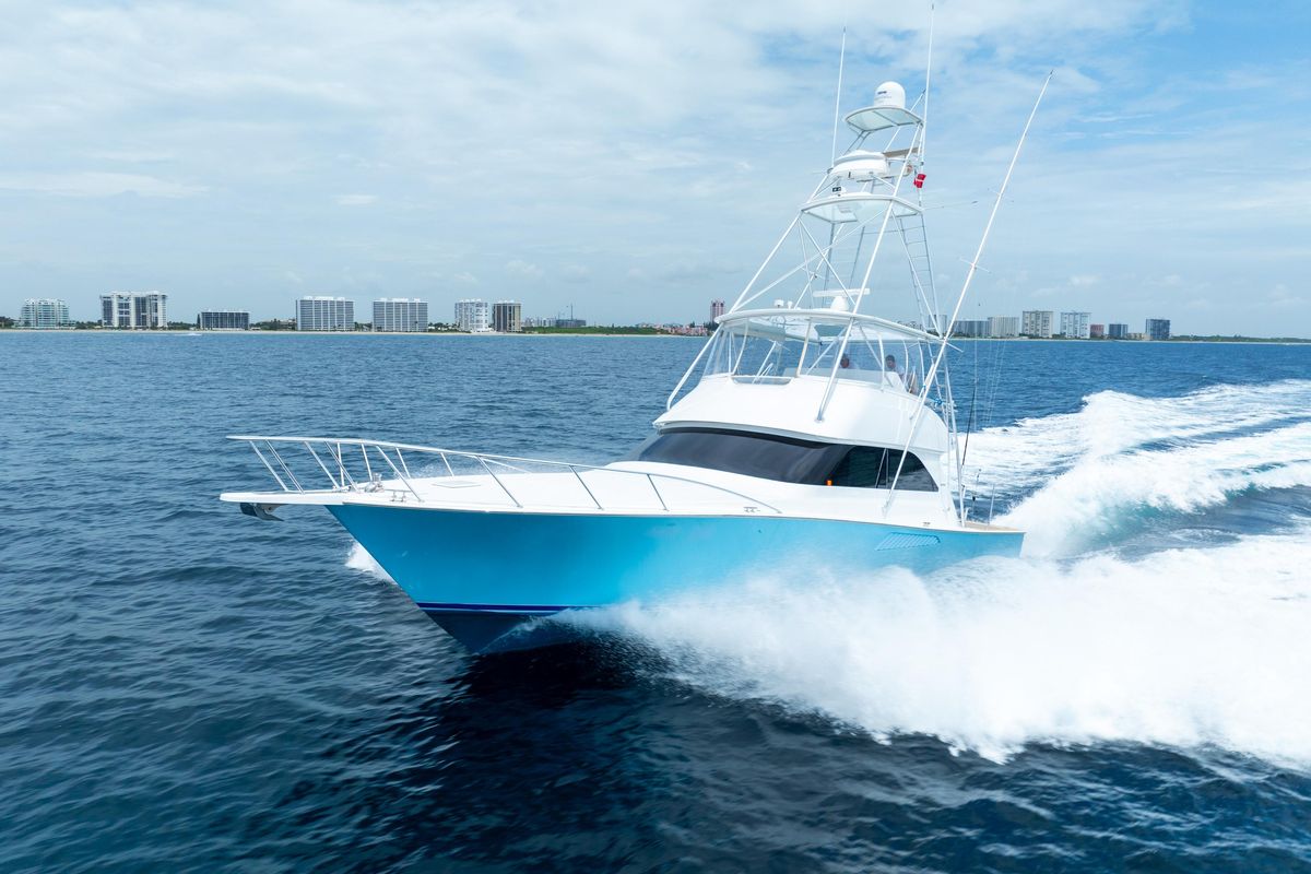 2005 Viking 52 