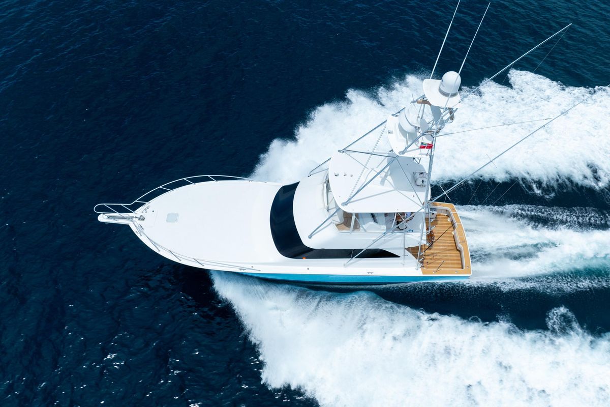 2005 Viking 52 
