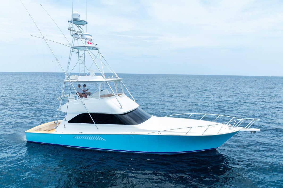 2005 Viking 52 