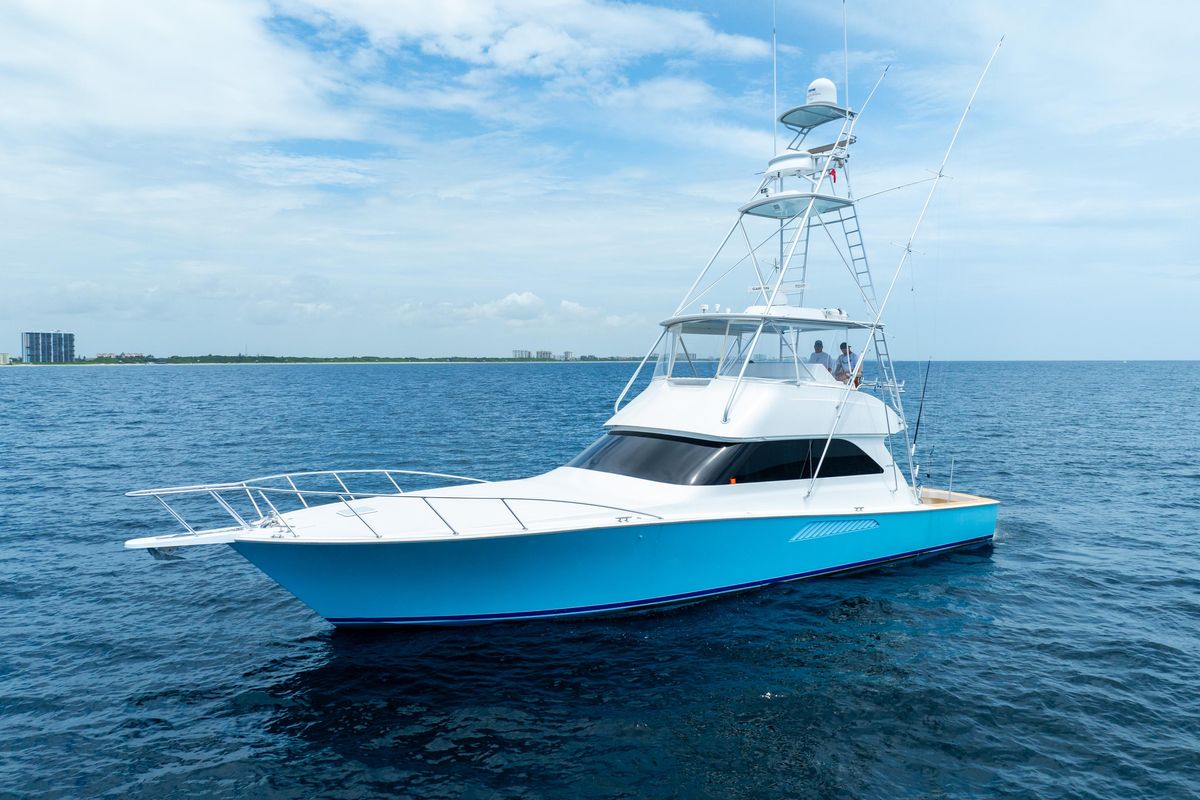 2005 Viking 52 