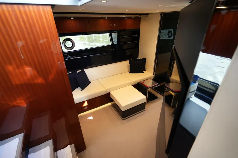 Epica Yacht Photos Pics 2021 Riva 48 Dolceriva - Image 12