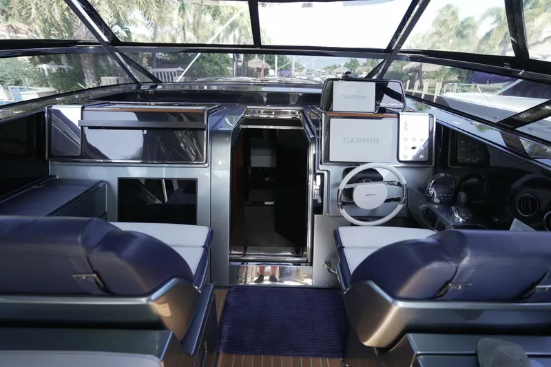 Epica Yacht Photos Pics 2021 Riva 48 Dolceriva - Image 8