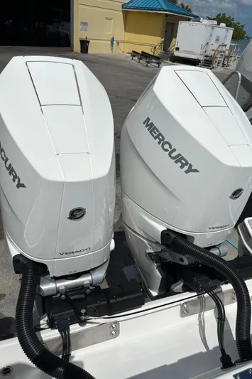  Yacht Photos Pics Twin Mercury outboard engines on a 2024 Crevalle 33 CSF boat.