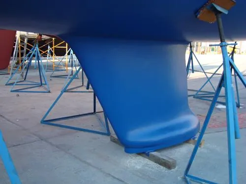 Legacy Yacht Photos Pics Custom Bulb Keel with extra ballast.