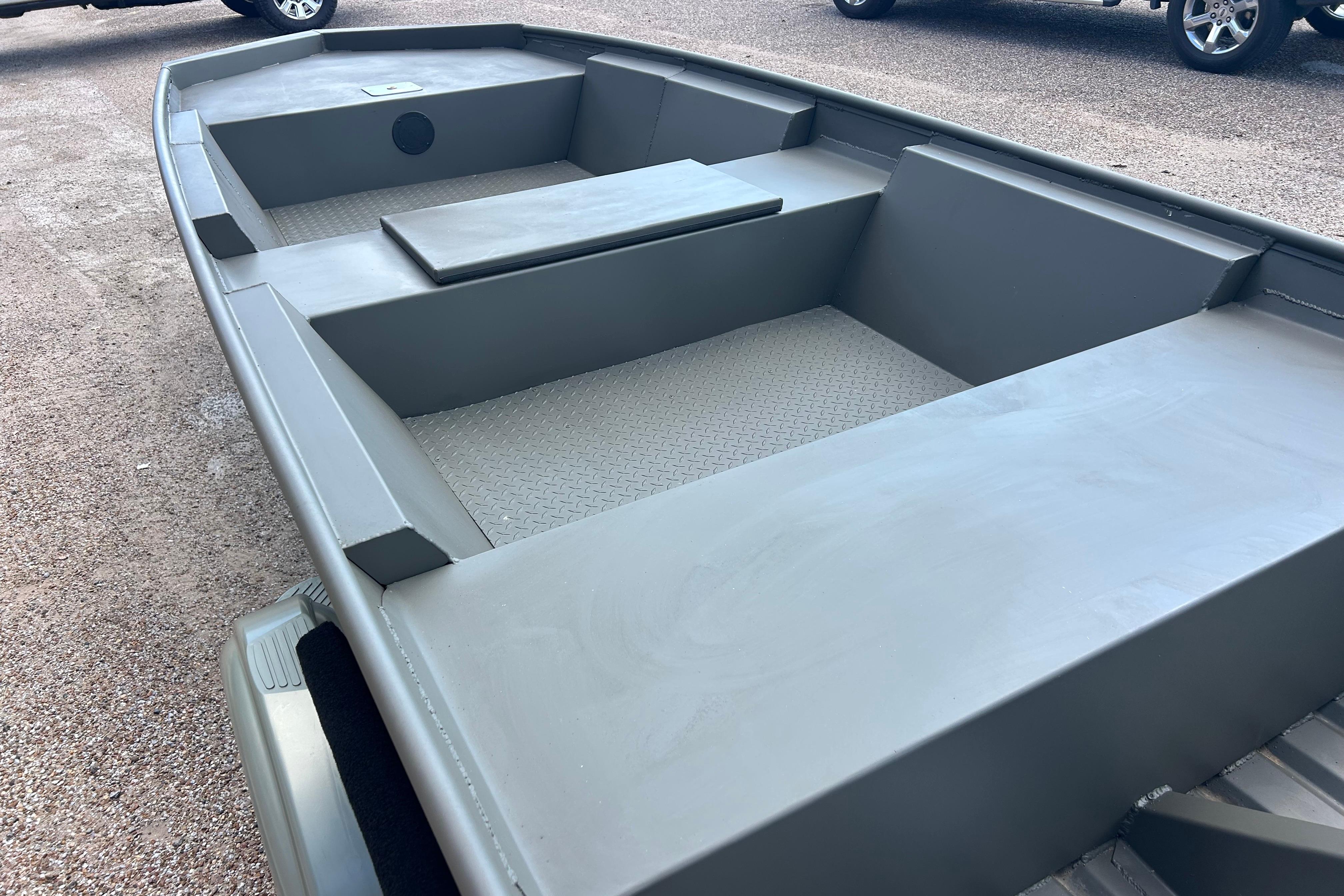 2025 WeldBilt 1648 boat with spacious interior and durable construction.