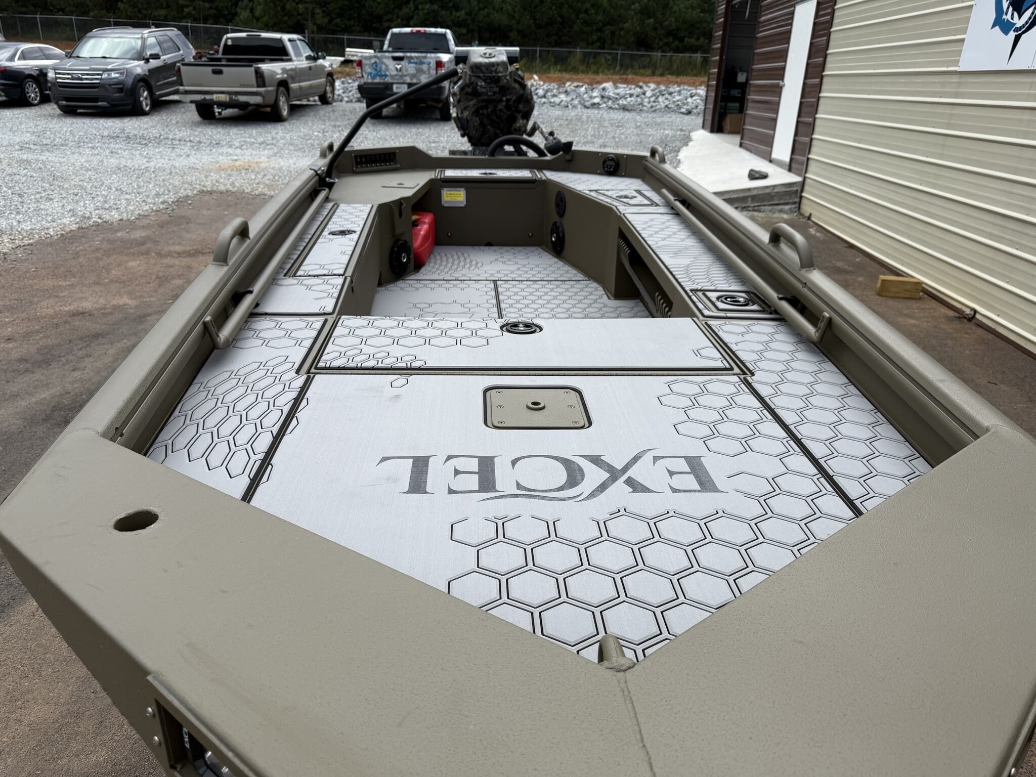 Excel 1754 Shallow Water F4