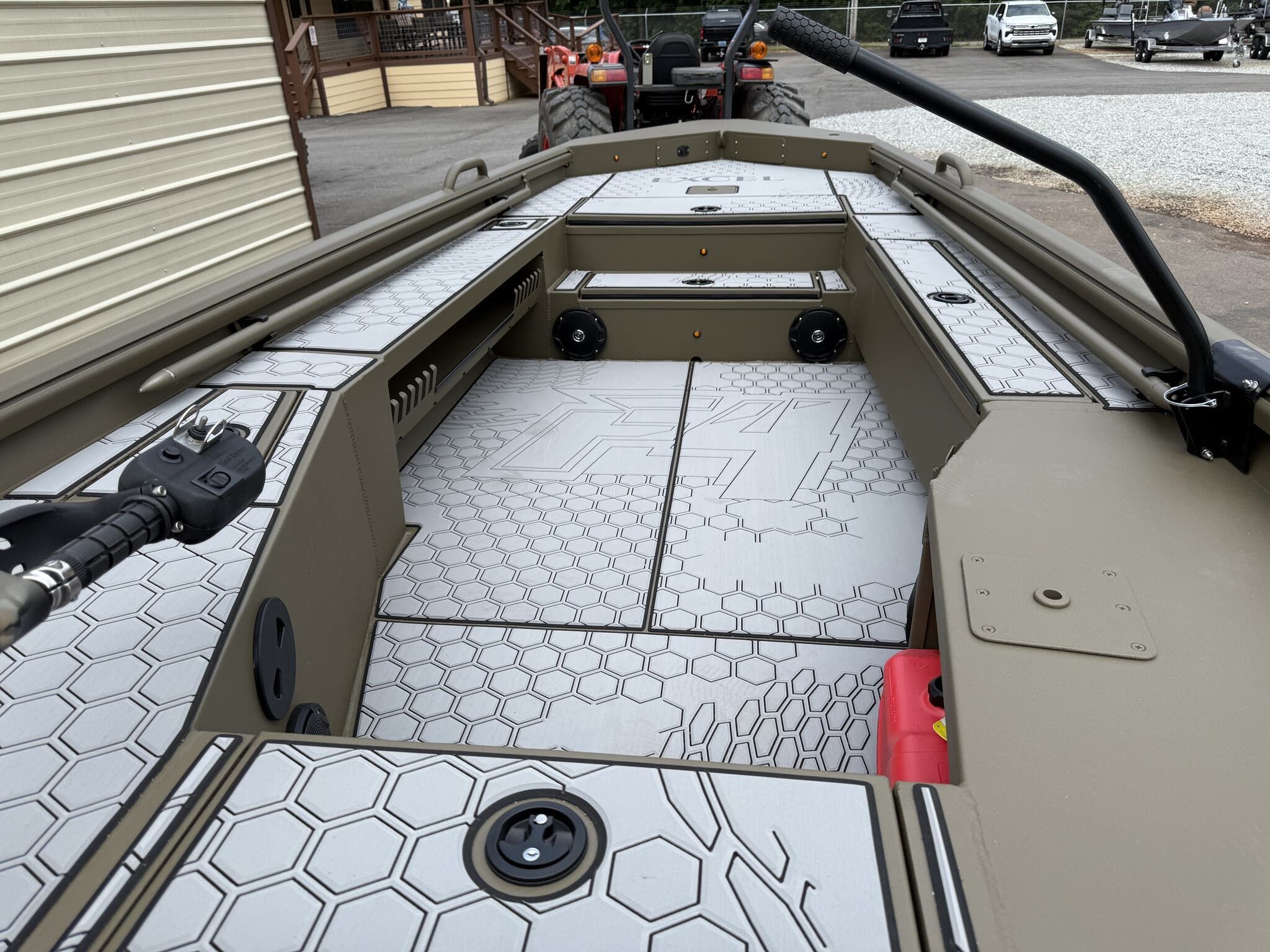 Excel 1754 Shallow Water F4