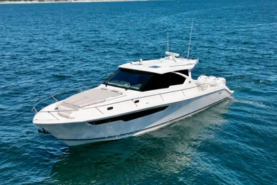 Pursuit OS 445 Offshore