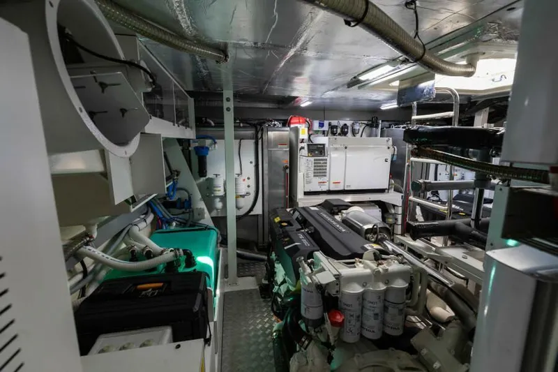 One And Only Yacht Photos Pics 