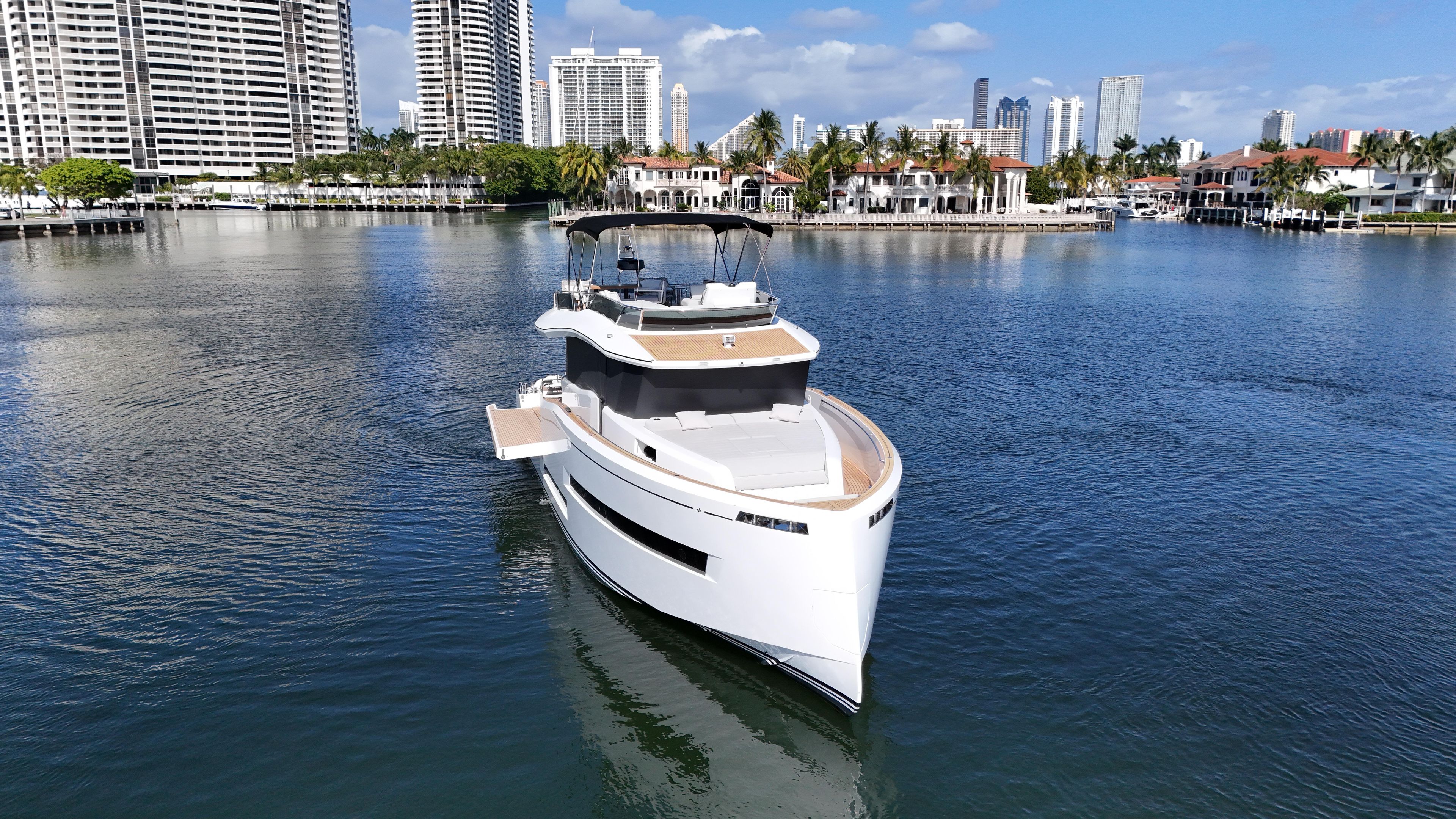 Yacht