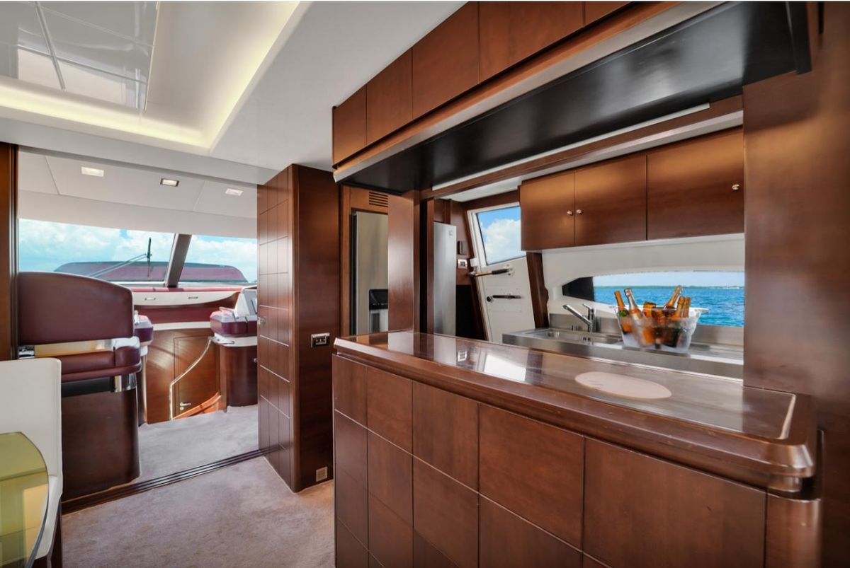 2009 Azimut 75 