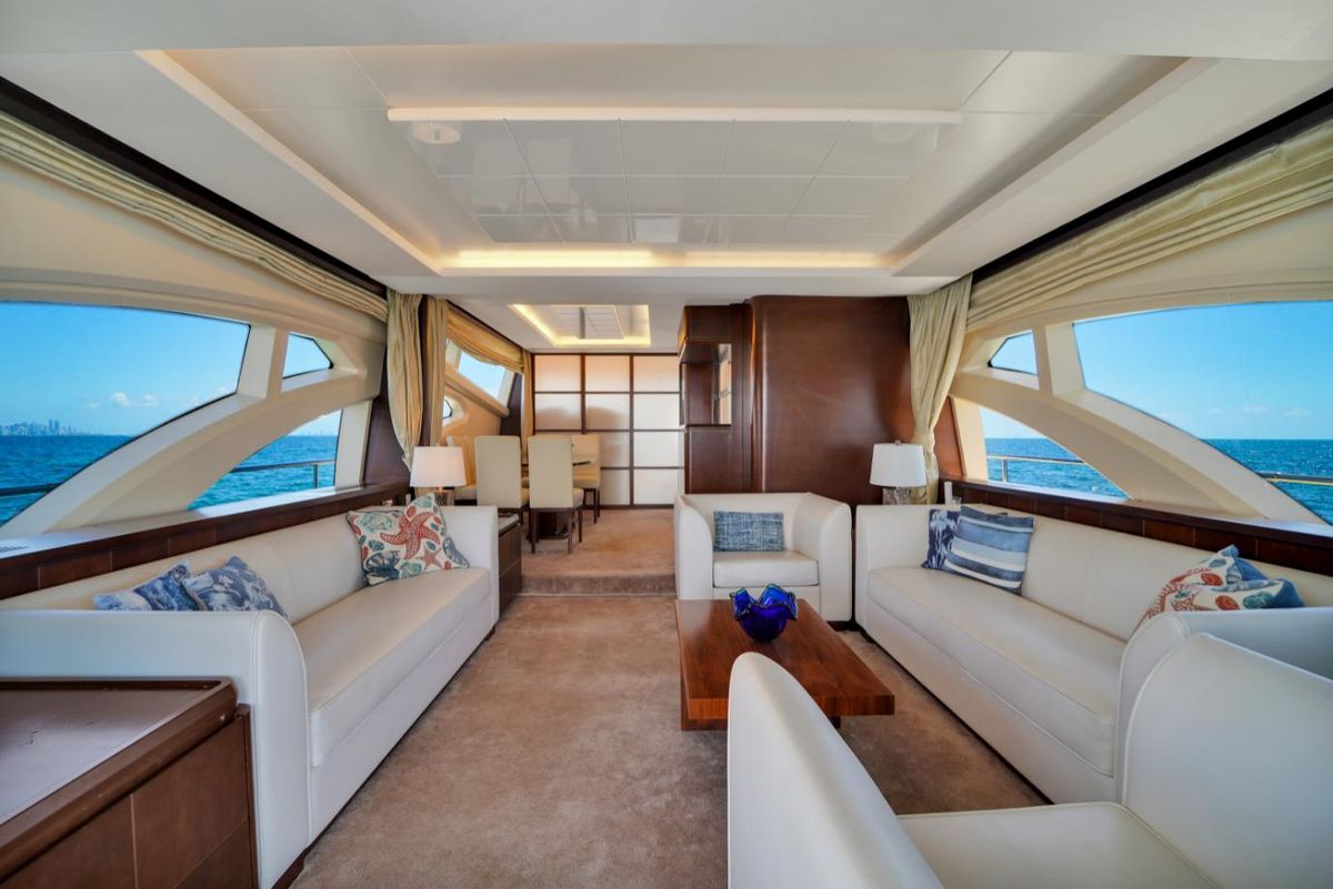 2009 Azimut 75 