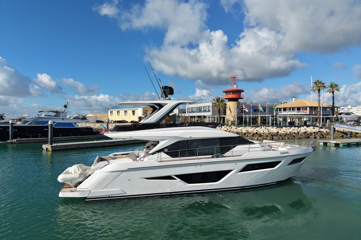 2023 Ferretti Yachts 59 