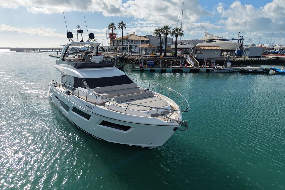 2023 Ferretti Yachts 59 