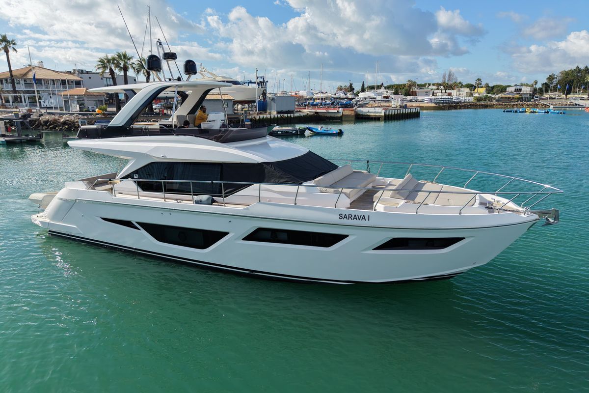 2023 Ferretti Yachts 59 