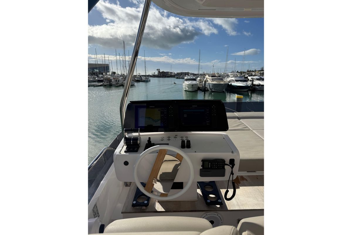 2023 Ferretti Yachts 59 