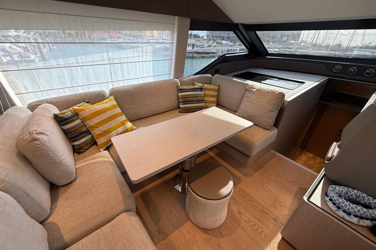 2023 Ferretti Yachts 59 